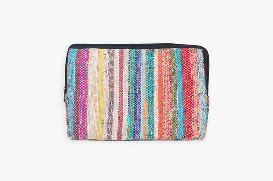 Laptop-Sleeve-aus-Recycle-Sari-ökologische Hanftasche Österreich-back