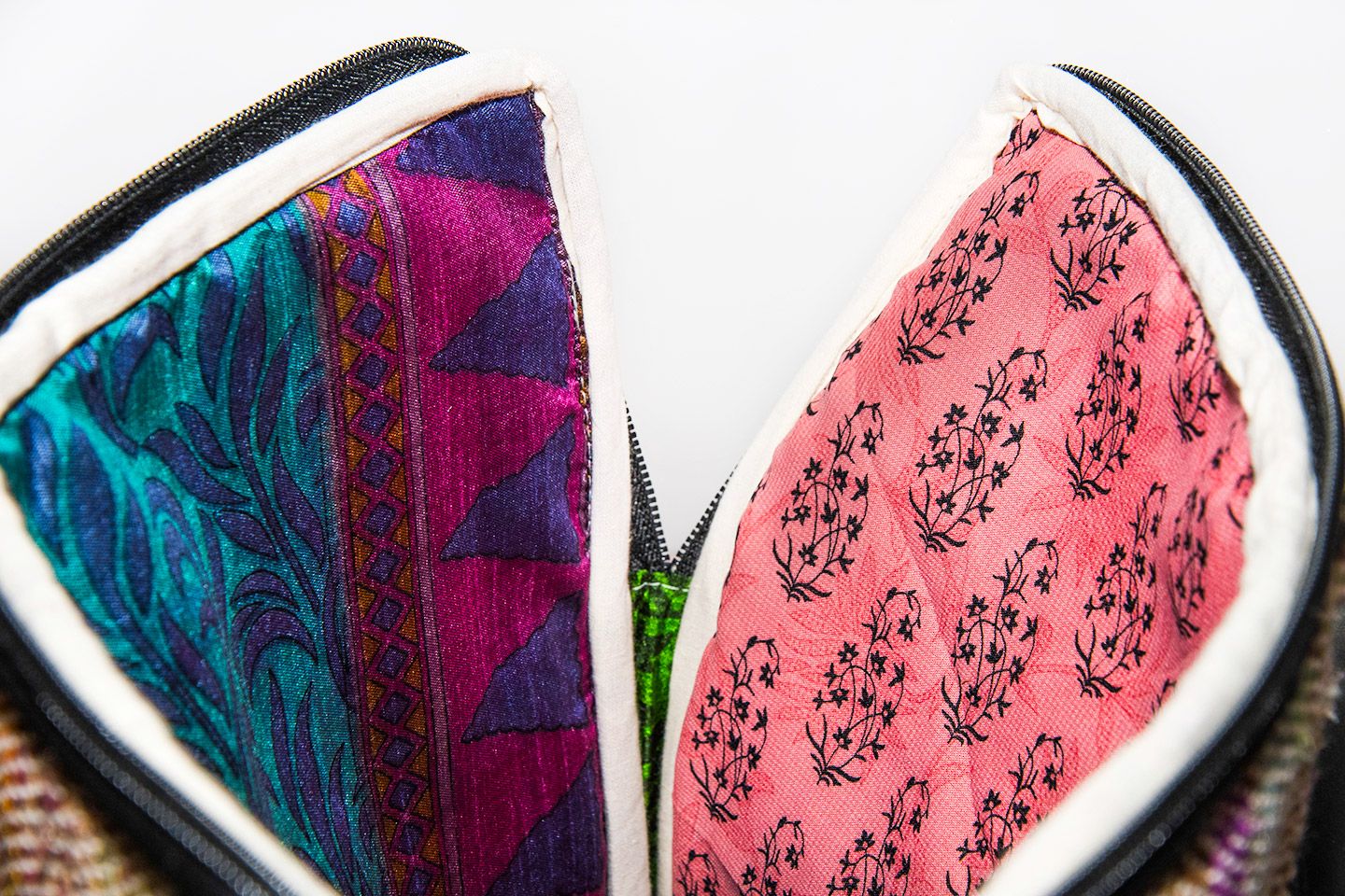 Laptop-Sleeve-aus-Recycle-Sari-ökologische Hanftasche Österreich-innereansicht