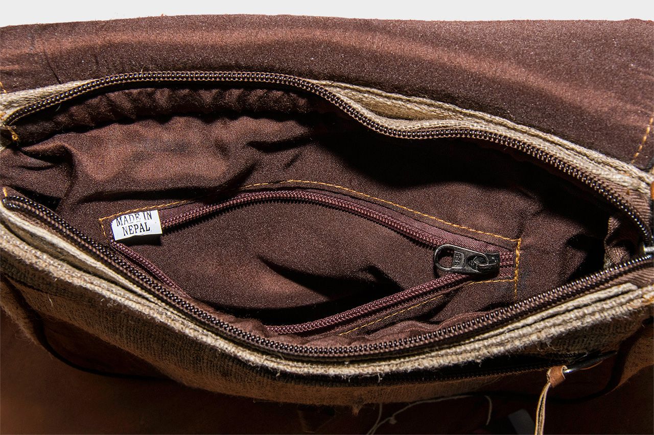 Handtasche MAHILA aus wildem Hanf - Umhängetasche aus Hanf - reißverschluss