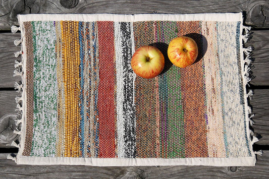 Placemat made from wild hemp or recycled sari, handwoven