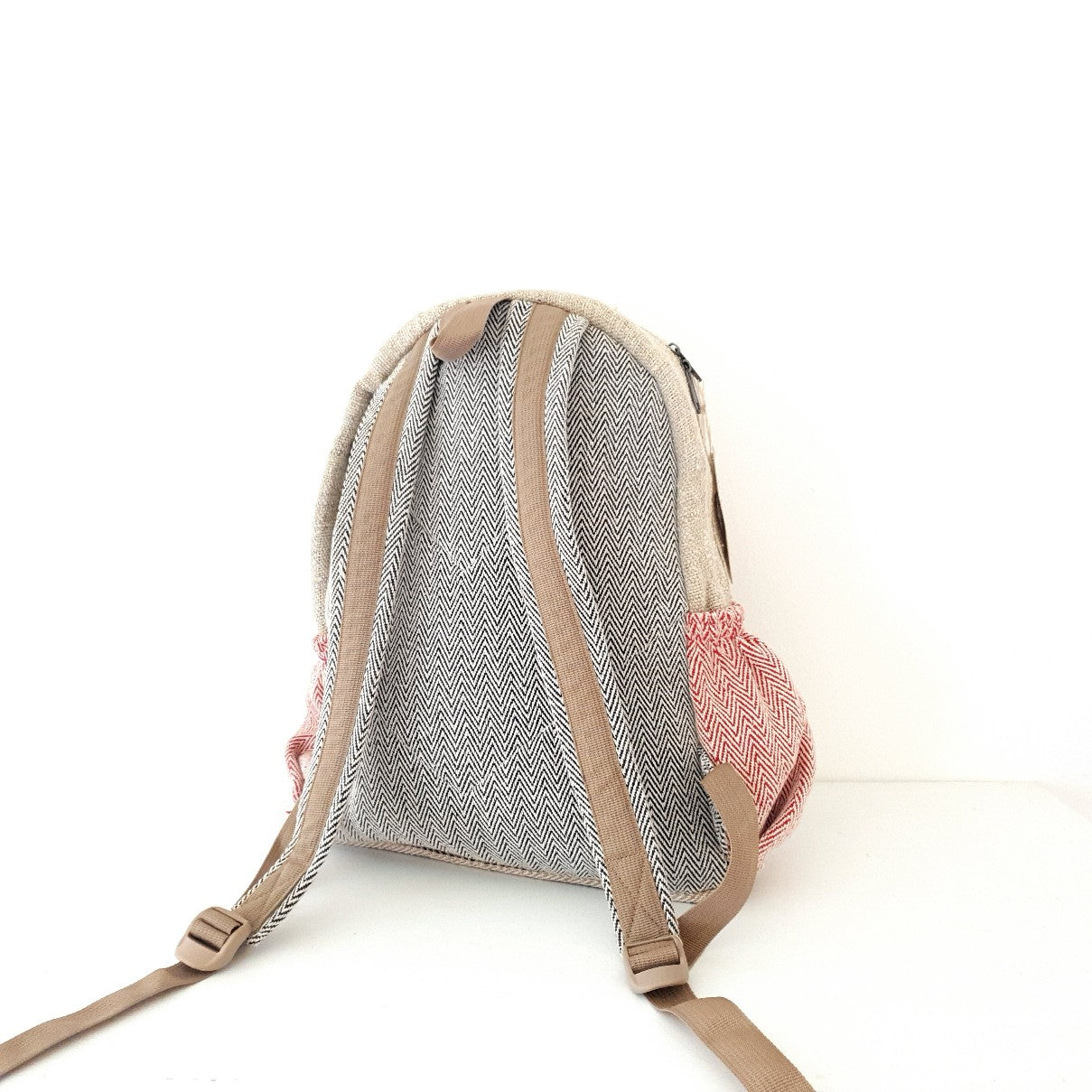 Rucksack BULL`S EYE MOUNTAIN- aus Hanf fair produziert-back