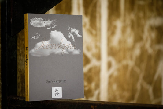 sky gray - book by Sarah Kampitsch