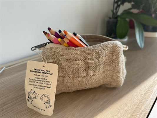 Nachhaltiges-Hanf-Penal - kleine Hanftasche nachhaltig fair-mit-stiften