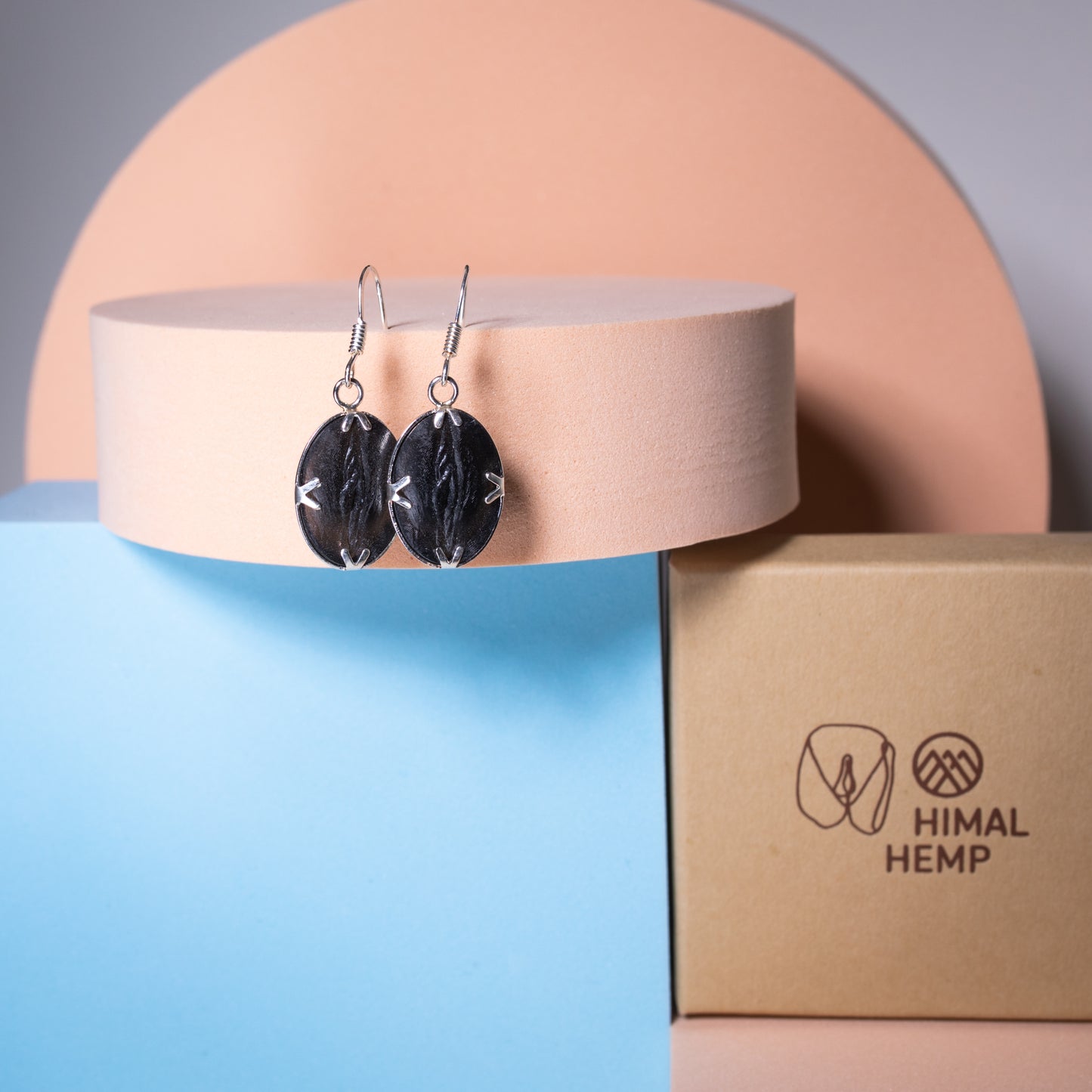 Vulva earrings