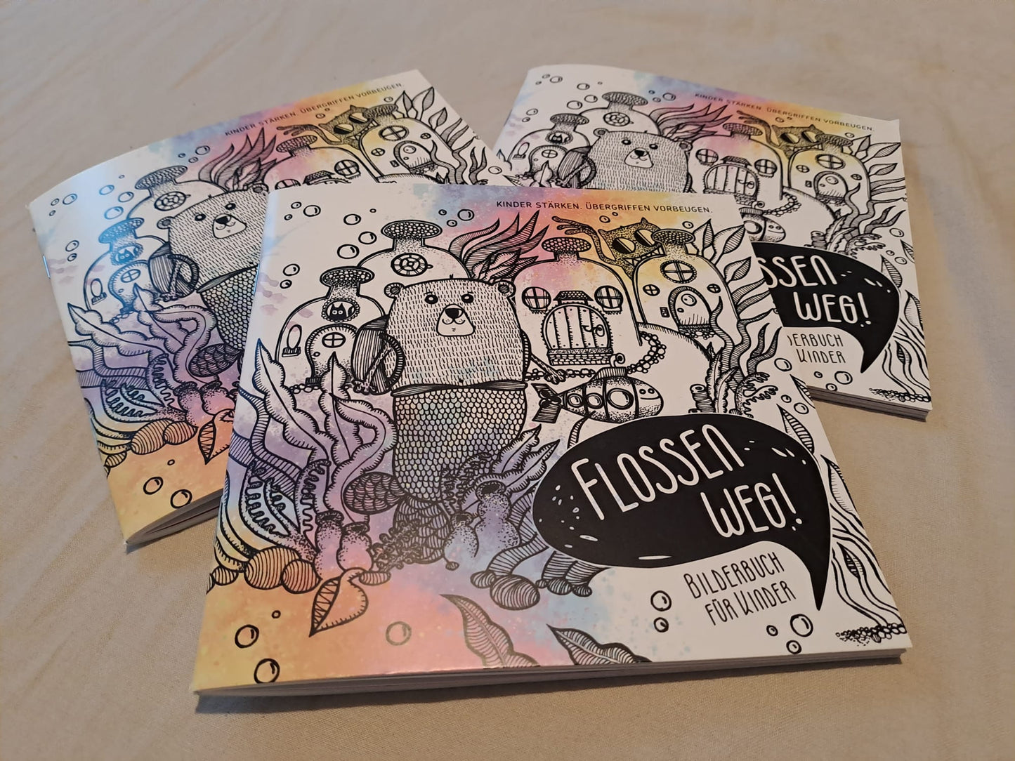 FLINS AWAY! 5x booklet version | ISBN 9783950499193 (2nd edition) | free shipping in Germany & Austria